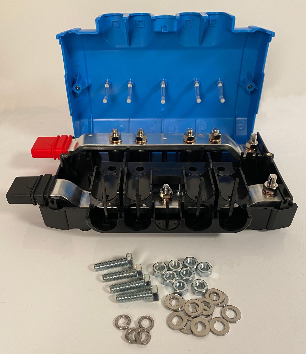 Boltsett for Victron Lynx Power In (M8 og M10)